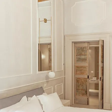 Palazzo Zimara Boutique فندق ليتشي