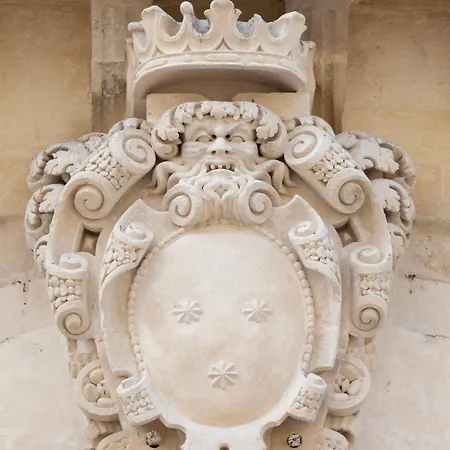 Palazzo Zimara Boutique فندق ليتشي