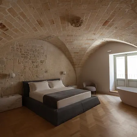 Palazzo Zimara Boutique فندق